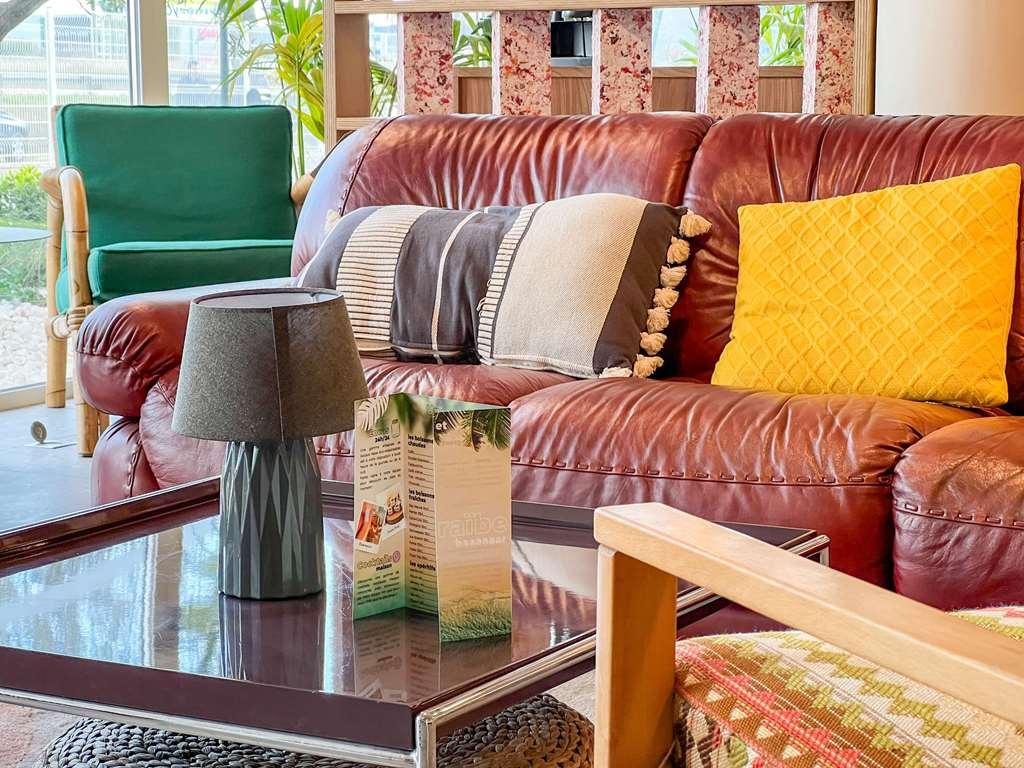 Greet Hotel Montpellier Aeroport Parc Des Expos Могио Екстериор снимка