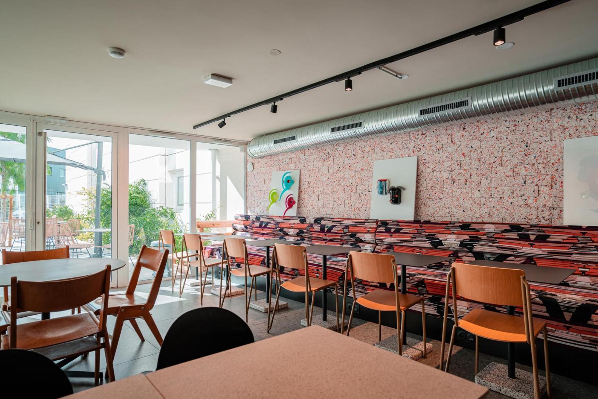 Greet Hotel Montpellier Aeroport Parc Des Expos Могио Екстериор снимка