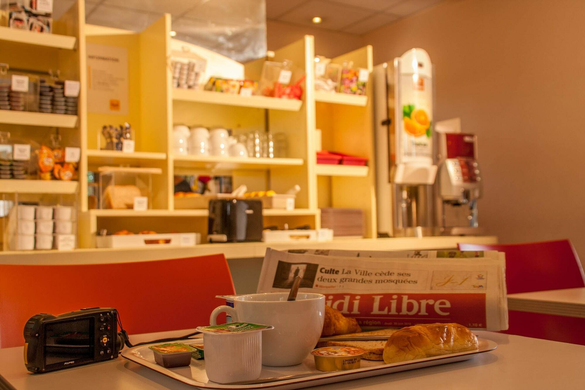 Greet Hotel Montpellier Aeroport Parc Des Expos Могио Екстериор снимка